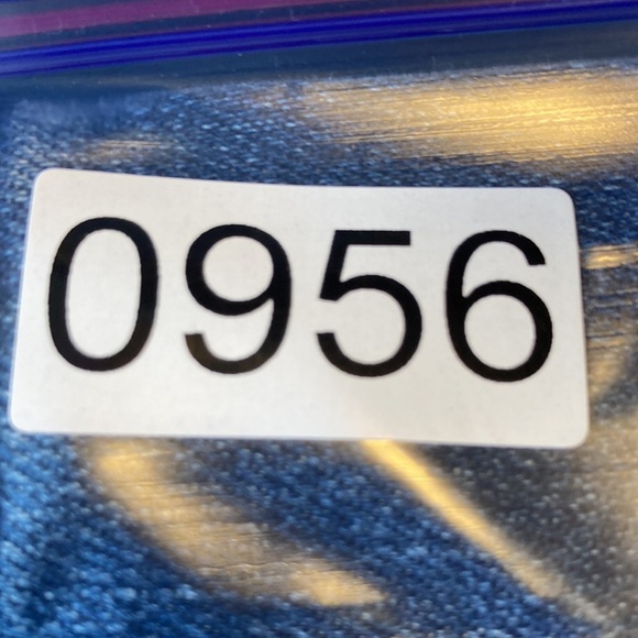 Good American Good Legs Flare Split Pocket Jeans Size 12/31 Elevated Basic - Picture 14 of 15